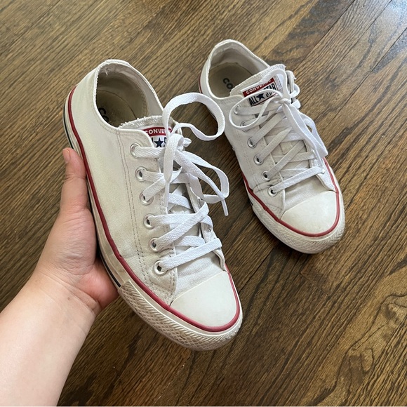 Converse White Sneaker for Women size 8 - Picture 2 of 9